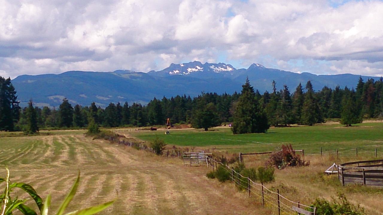 Paradise Acres Ranch Nanoose Bay Εξωτερικό φωτογραφία
